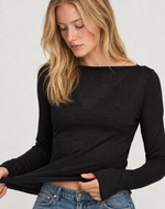 Maglia ultra morbida con scollo a barchetta e cashmere - Viola (Prossimamente)