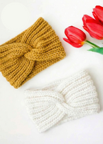 The Springbreeze Headband Kit by @woolandknits - Yummy Yarn Fine Version