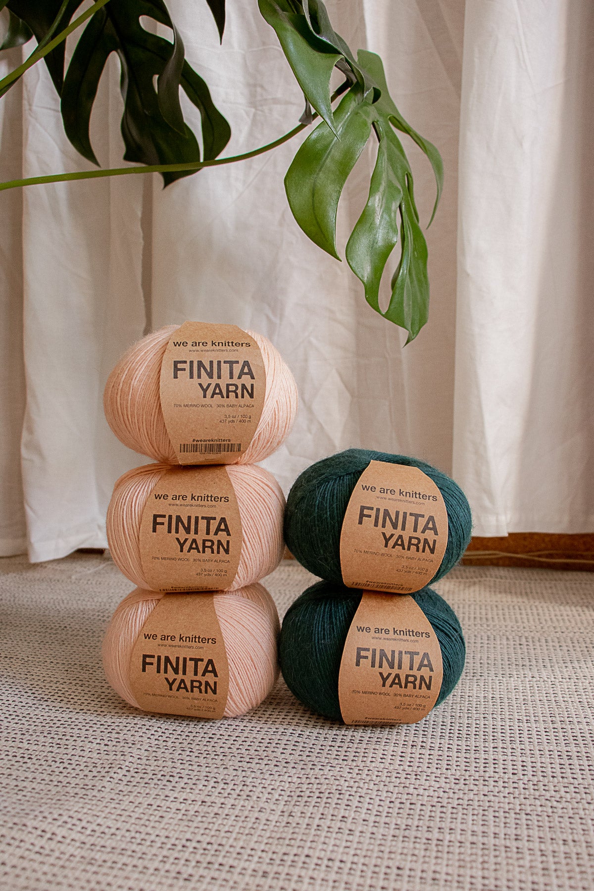 Pack di 15 gomitoli di Finita Yarn