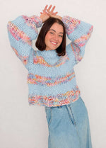 The Striped Rainbow Sweater Kit x @paula.on.knits – Versione The Yummy Yarn