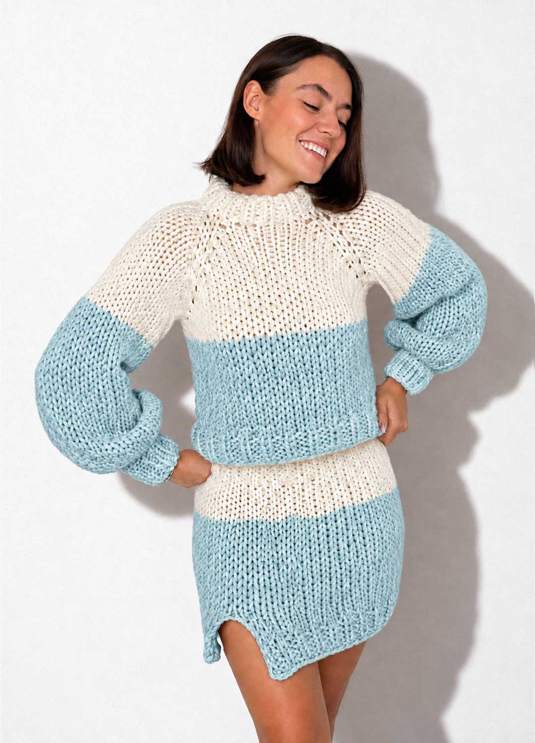 The Rainbow Skirt & Sweater Set Kit x @paula.on.knits – Versione The Yummy Yarn