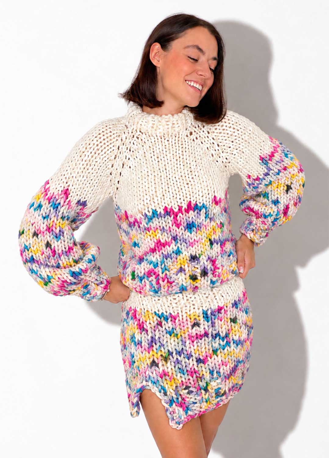 The Rainbow Skirt & Sweater Set Kit x @paula.on.knits – Versione The Yummy Yarn