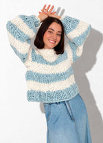 The Striped Rainbow Sweater Kit x @paula.on.knits – Versione The Yummy Yarn
